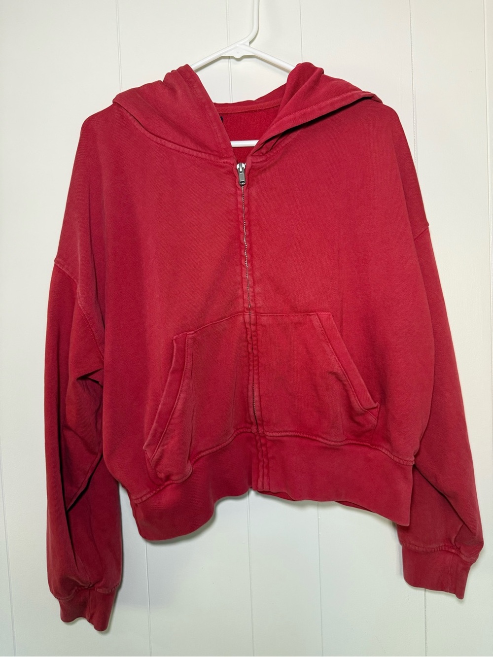 Gap Woman’s Cropped Red Hoodie Size Medium